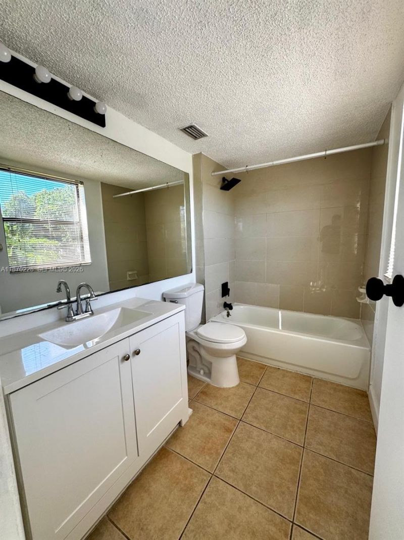 4341 W Mcnab Rd, Unit 27, Pompano Beach, FL 33069 Photo