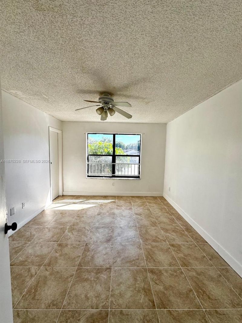 4341 W Mcnab Rd, Unit 27, Pompano Beach, FL 33069 Photo
