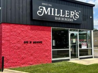 808 W Monroe Street, Jackson, MI 49202