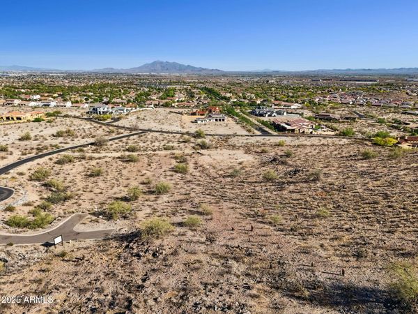 3388 N HIGHLANDS Drive, Unit 38, Buckeye, AZ 85396