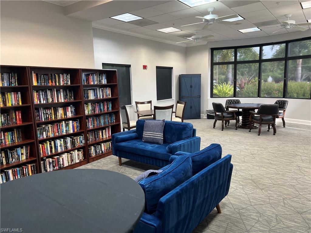 8555 Naples Heritage Dr, Unit 214, Naples, FL 34112 Photo