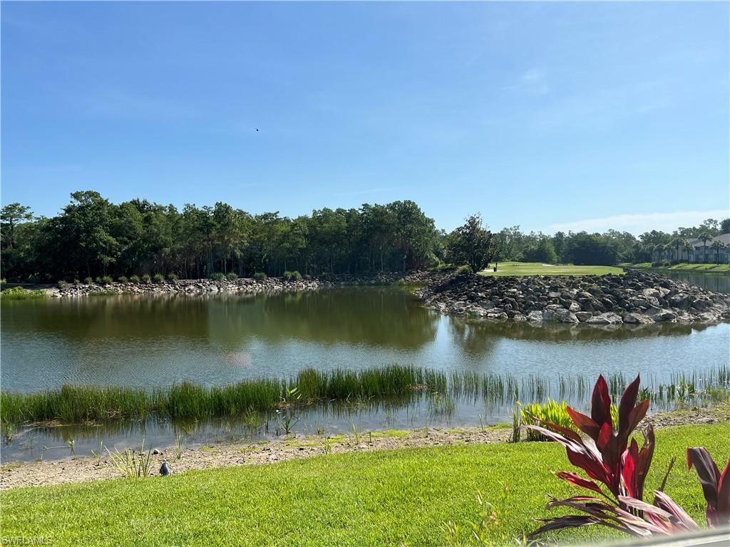 8555 Naples Heritage Dr, Unit 214, Naples, FL 34112 Photo
