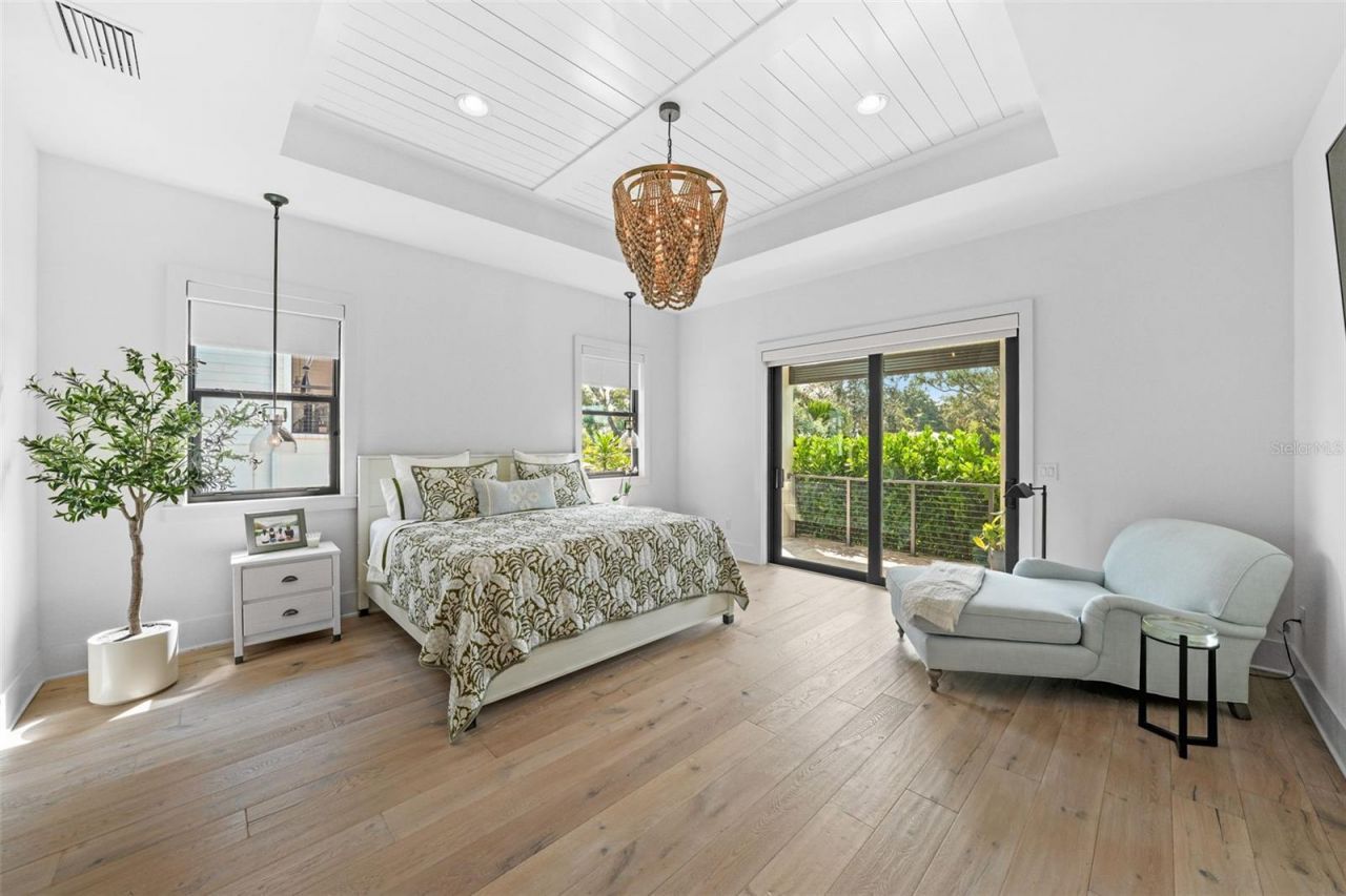 555 Suwanee Circle, Tampa, FL 33606 Photo