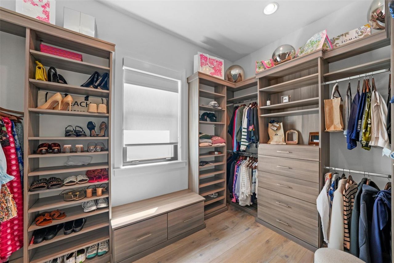 555 Suwanee Circle, Tampa, FL 33606 Photo