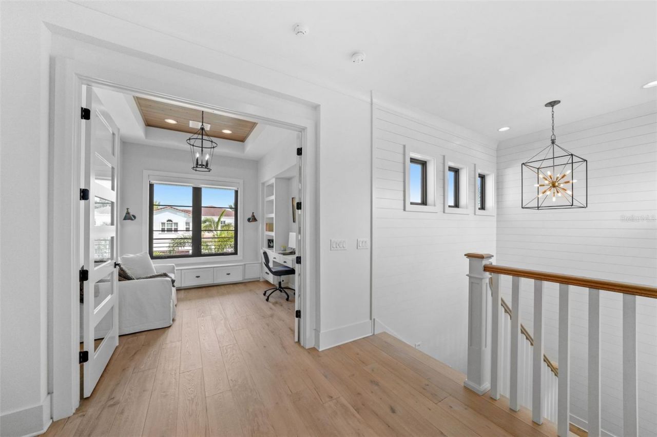 555 Suwanee Circle, Tampa, FL 33606 Photo