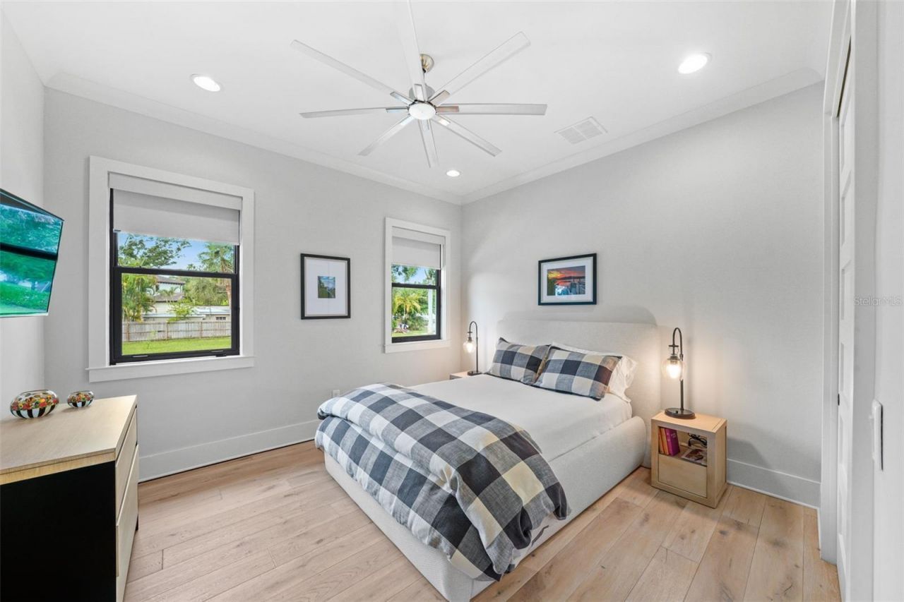 555 Suwanee Circle, Tampa, FL 33606 Photo