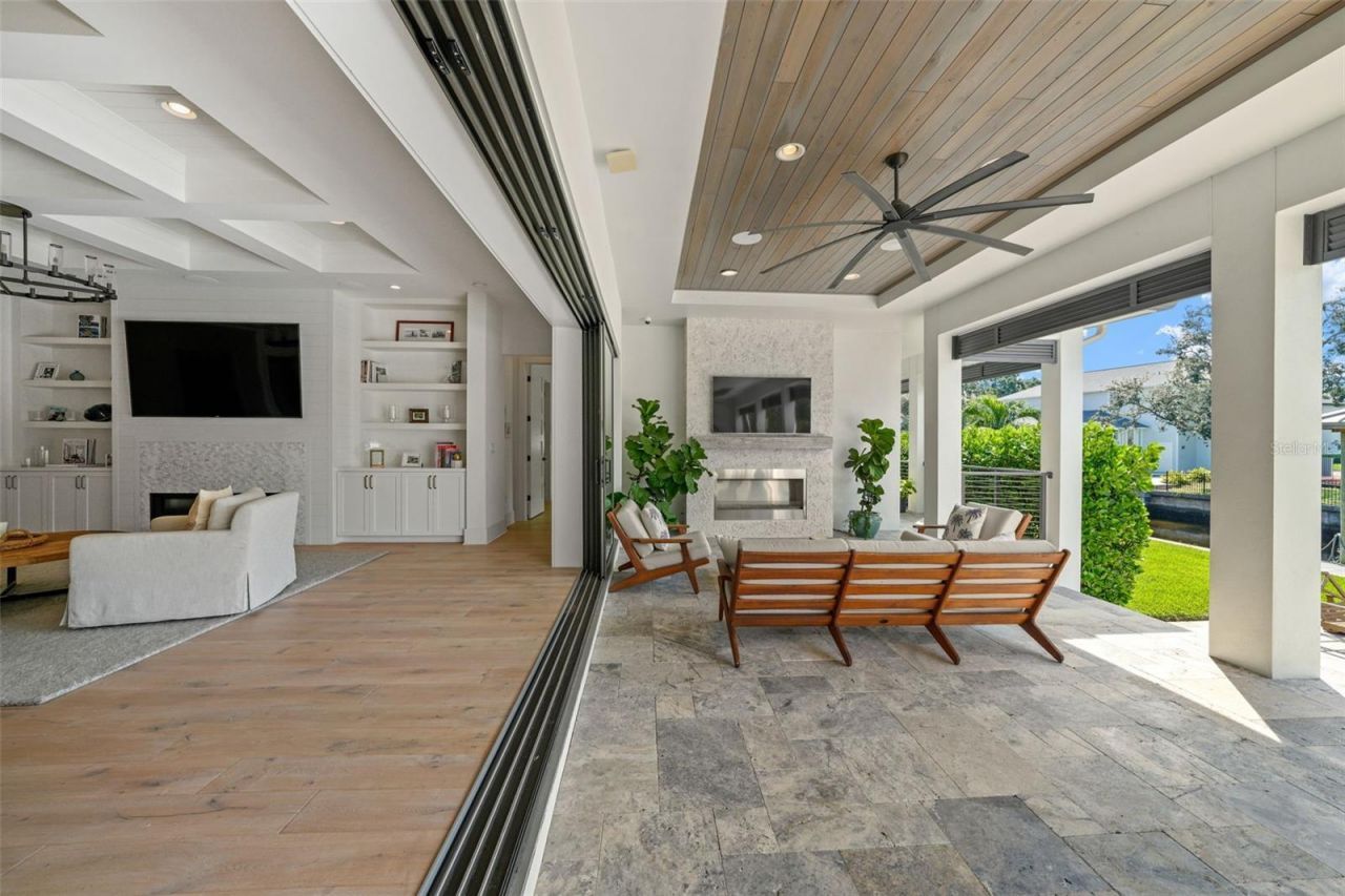 555 Suwanee Circle, Tampa, FL 33606 Photo