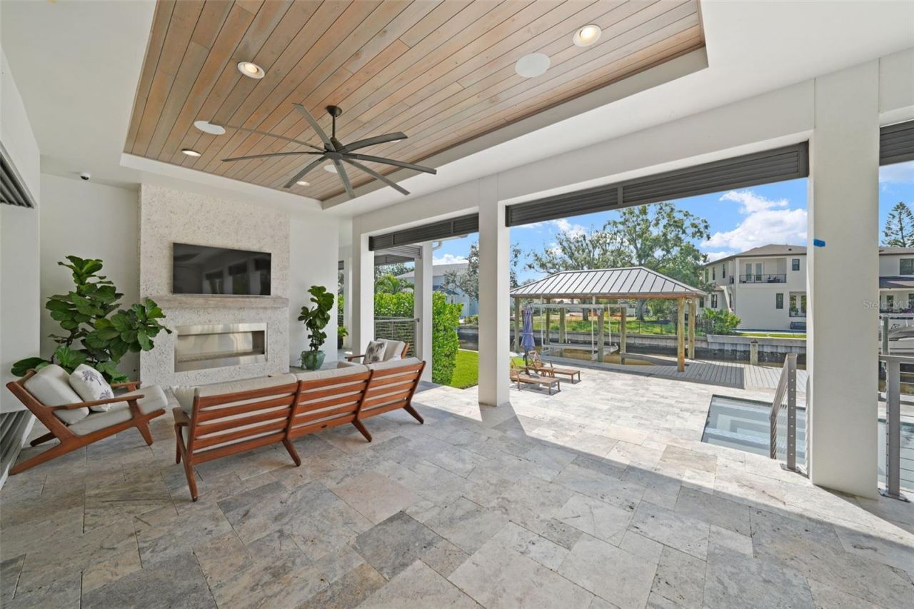 555 Suwanee Circle, Tampa, FL 33606 Photo