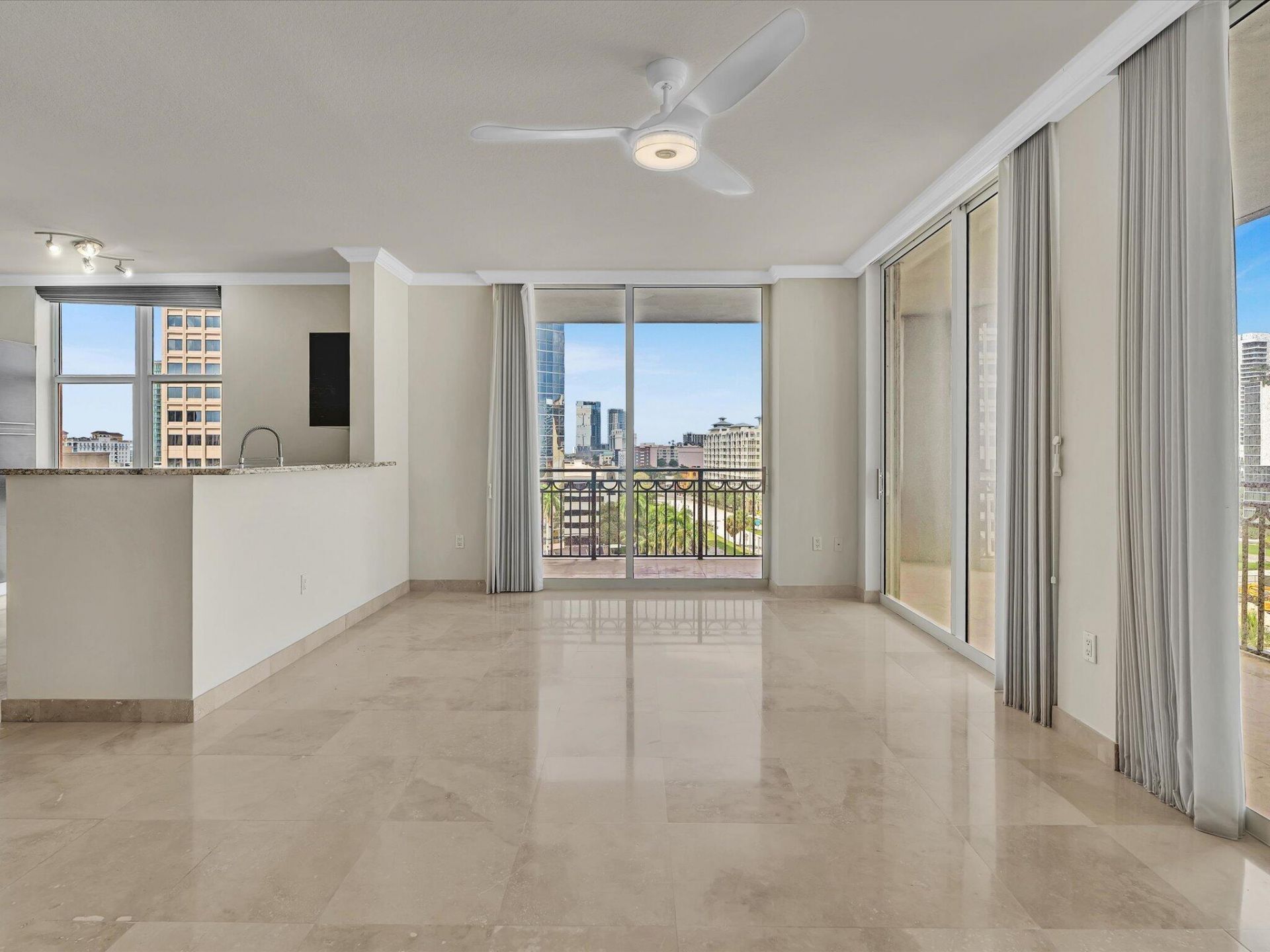 550 Okeechobee Boulevard, Unit 802, West Palm Beach, FL 33401 Photo