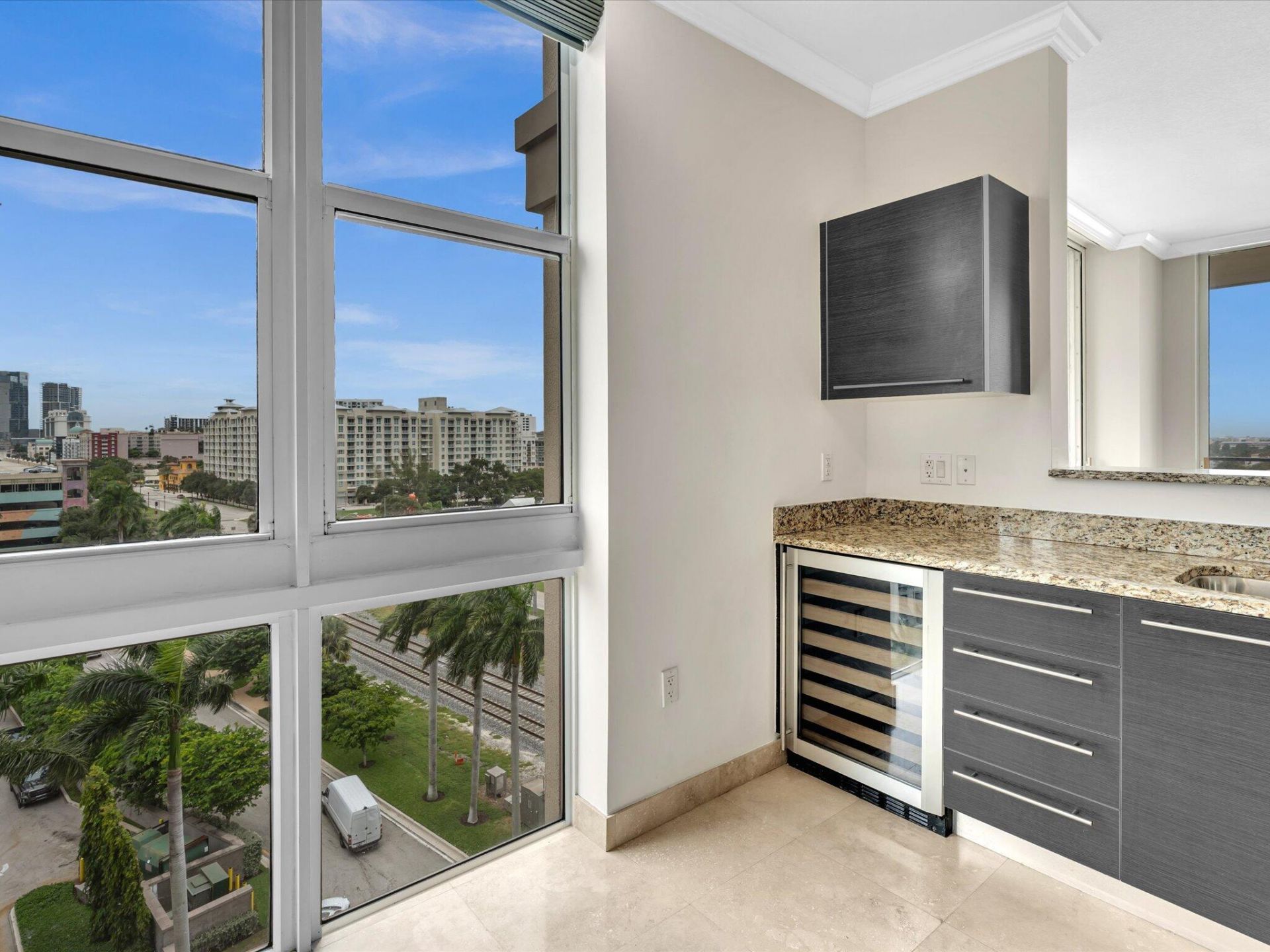 550 Okeechobee Boulevard, Unit 802, West Palm Beach, FL 33401 Photo