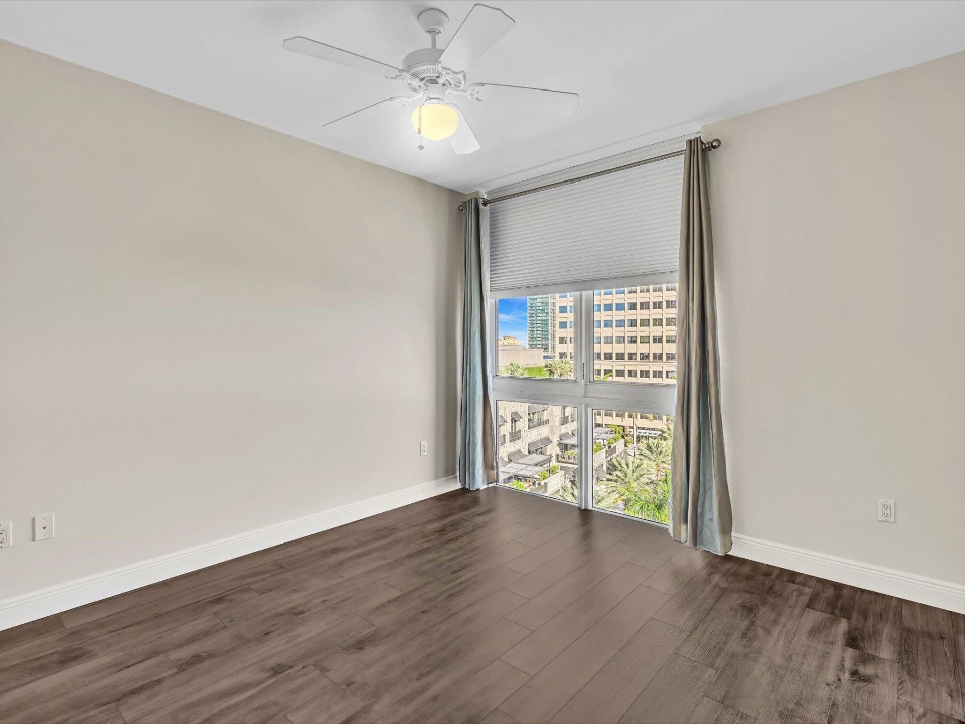 550 Okeechobee Boulevard, Unit 802, West Palm Beach, FL 33401 Photo