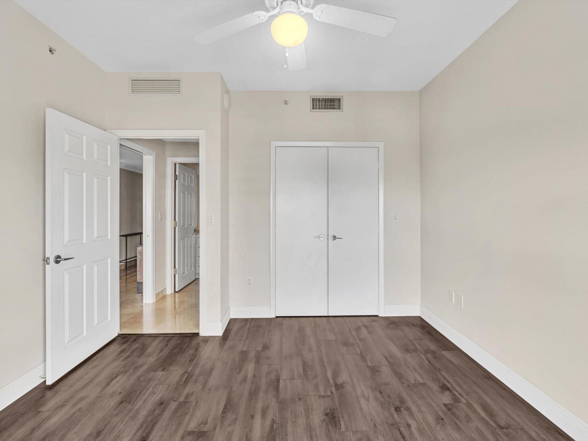 550 Okeechobee Boulevard, Unit 802, West Palm Beach, FL 33401 Photo