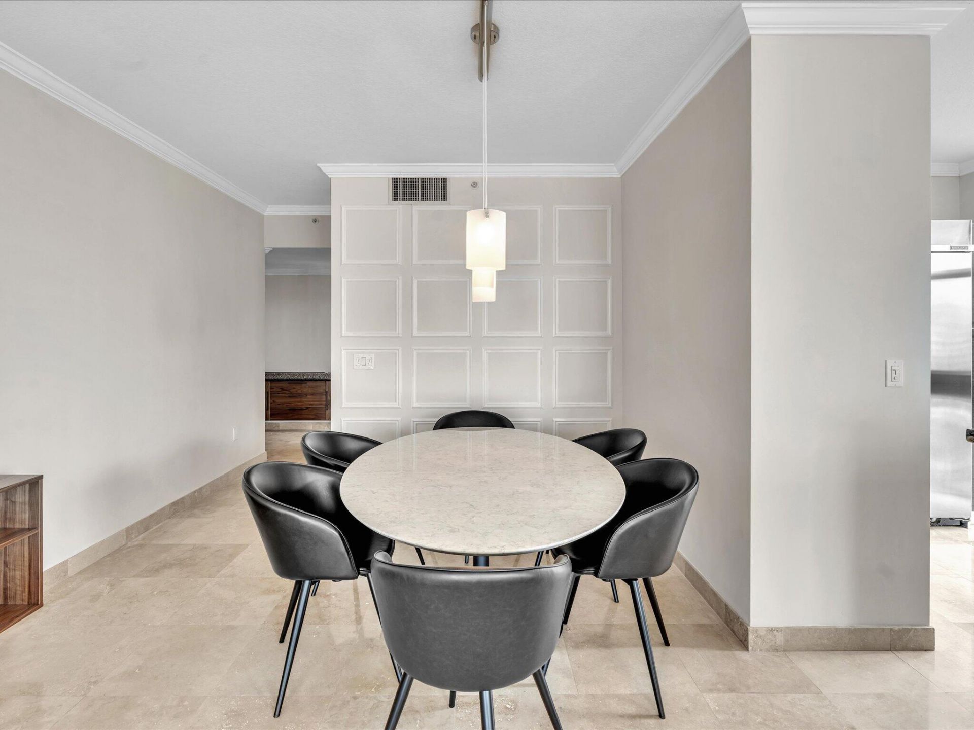 550 Okeechobee Boulevard, Unit 802, West Palm Beach, FL 33401 Photo