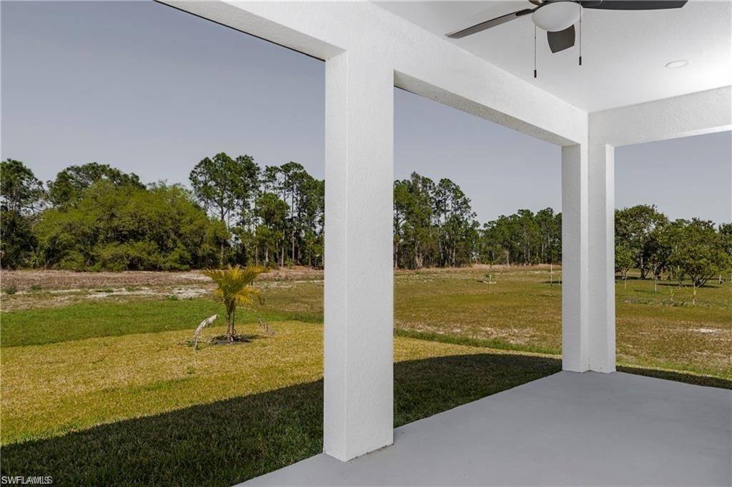 821 Newell St E, Lehigh Acres, FL 33974 Photo