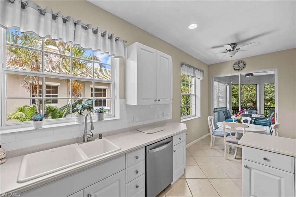 3975 Deer Crossing Ct, Unit 201, Naples, FL 34114 Photo