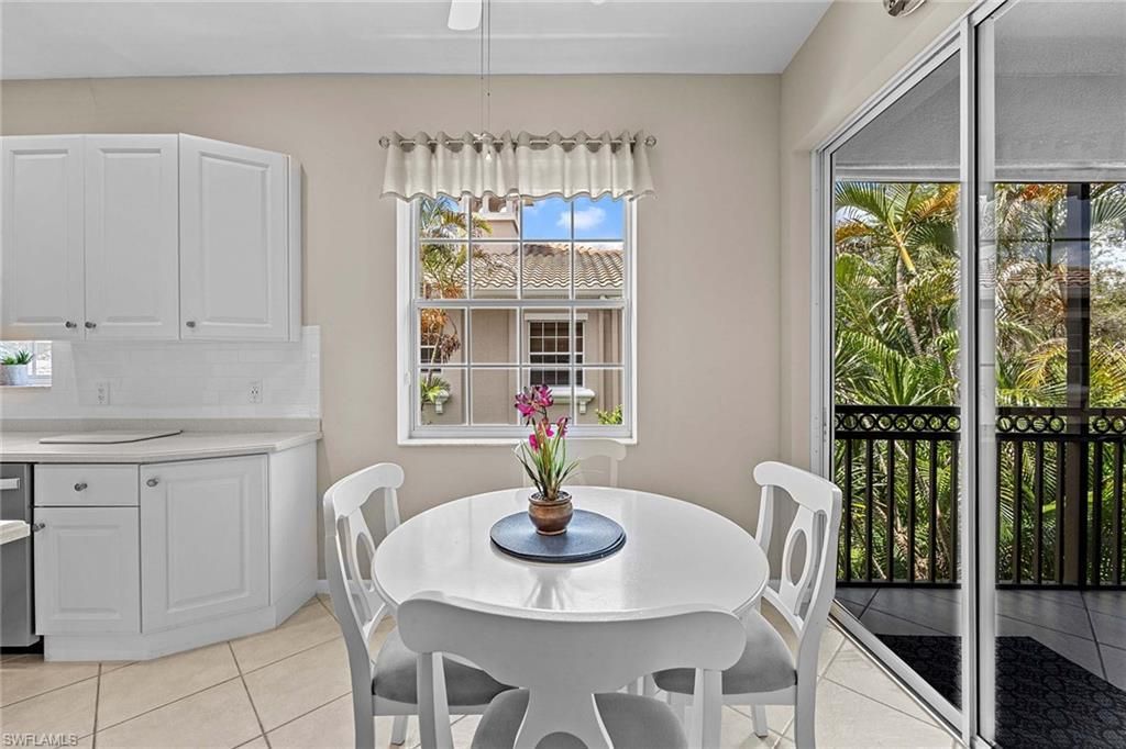 3975 Deer Crossing Ct, Unit 201, Naples, FL 34114 Photo