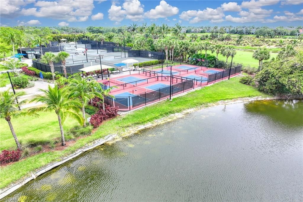 3975 Deer Crossing Ct, Unit 201, Naples, FL 34114 Photo