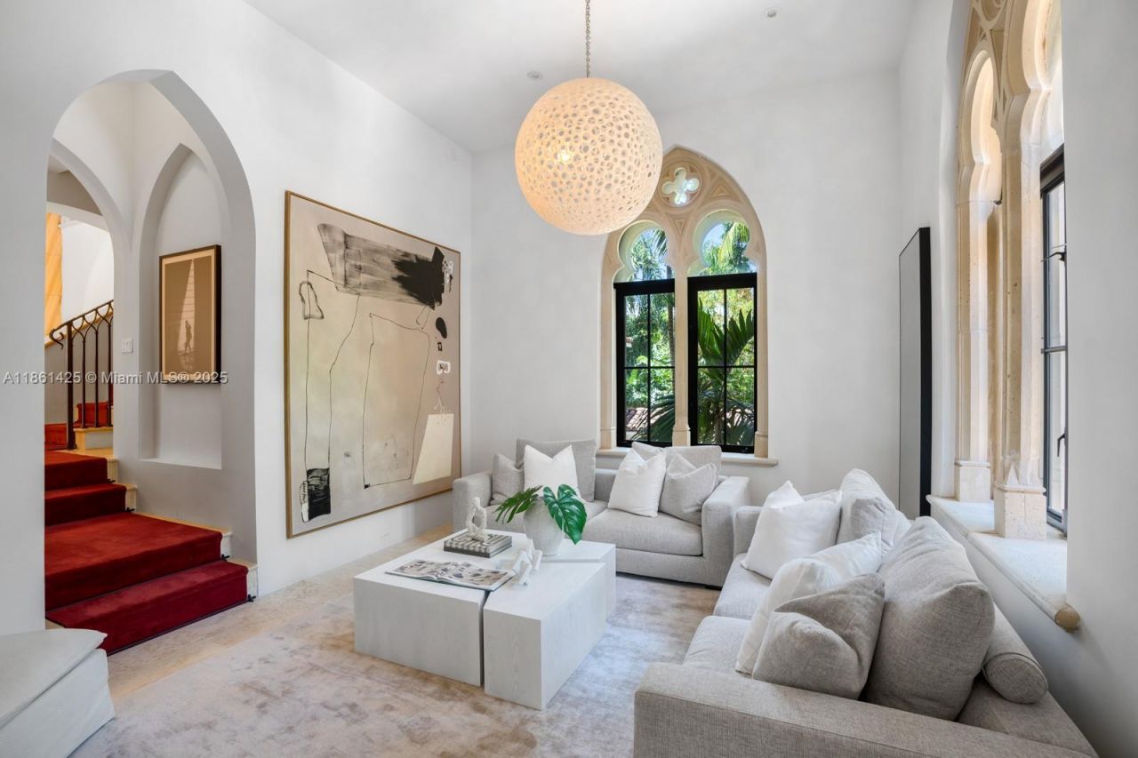 1840 S Bayshore Ln, Miami, FL 33133 Photo