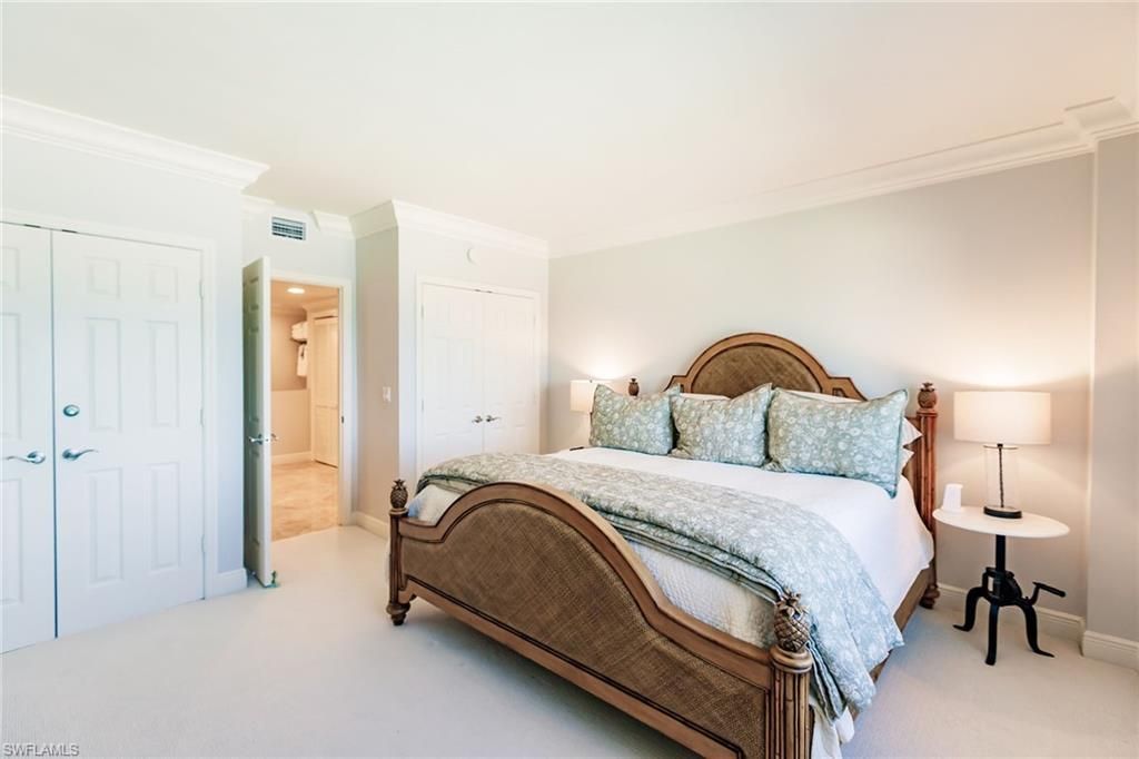 2885 Gulf Shore Blvd N, Unit 302, Naples, FL 34103 Photo