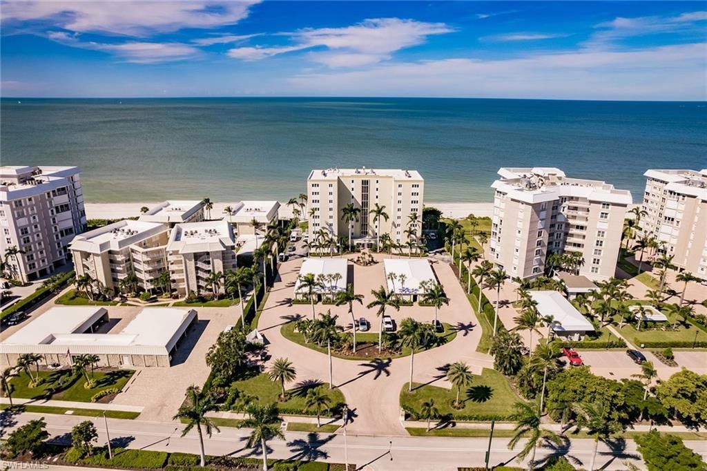 2885 Gulf Shore Blvd N, Unit 302, Naples, FL 34103 Photo