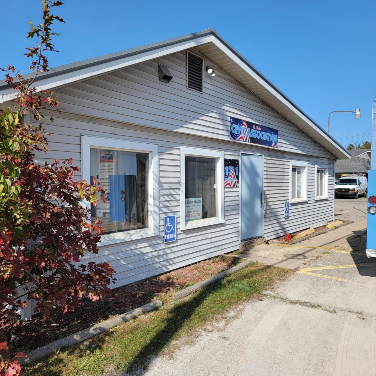 1711 N St Helen Road, Saint Helen, MI 48656 Main Photo