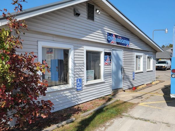 1711 N St Helen Road, St. Helen, MI 48656