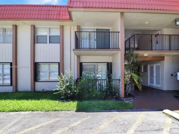 10511 SW 108th Ave, Unit 185, Miami, FL 33176