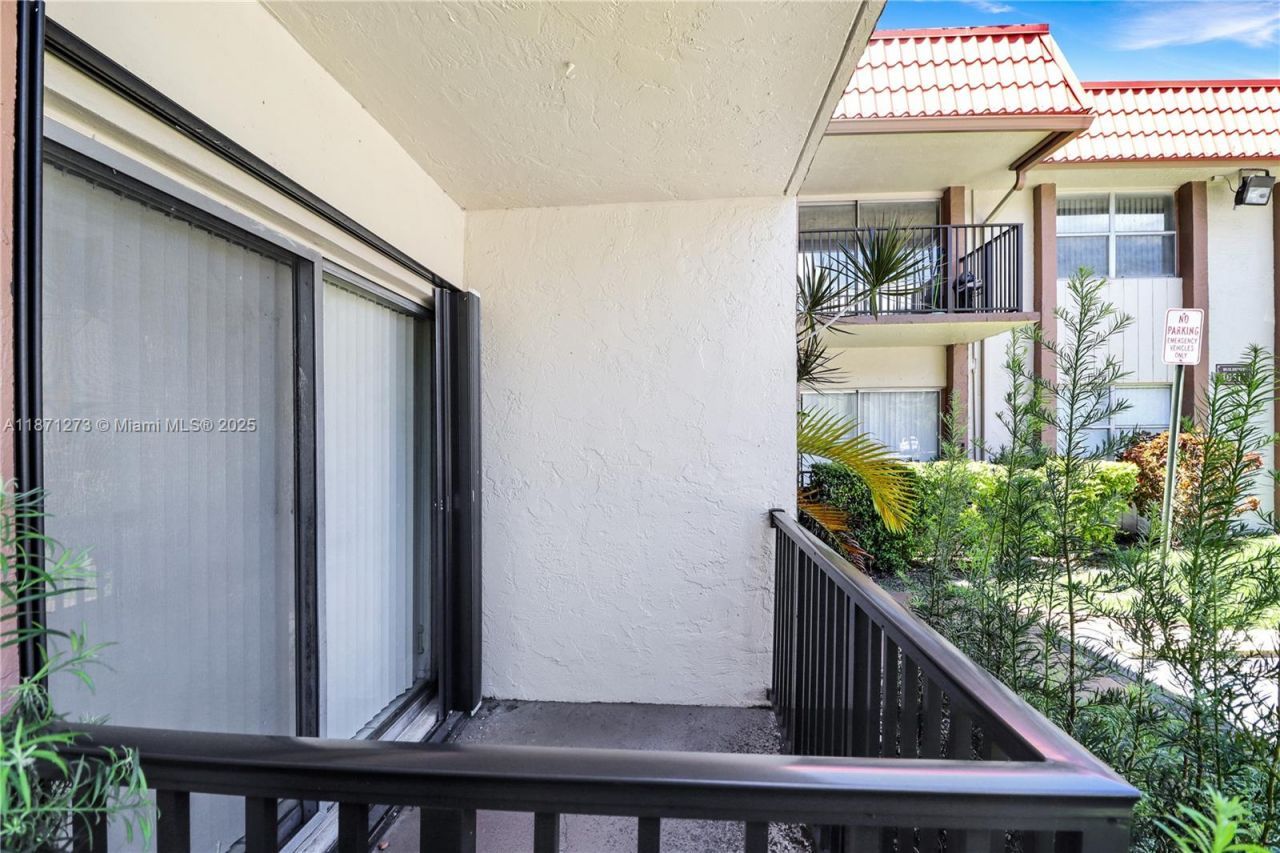 10511 SW 108th Ave, Unit 185, Miami, FL 33176 Photo