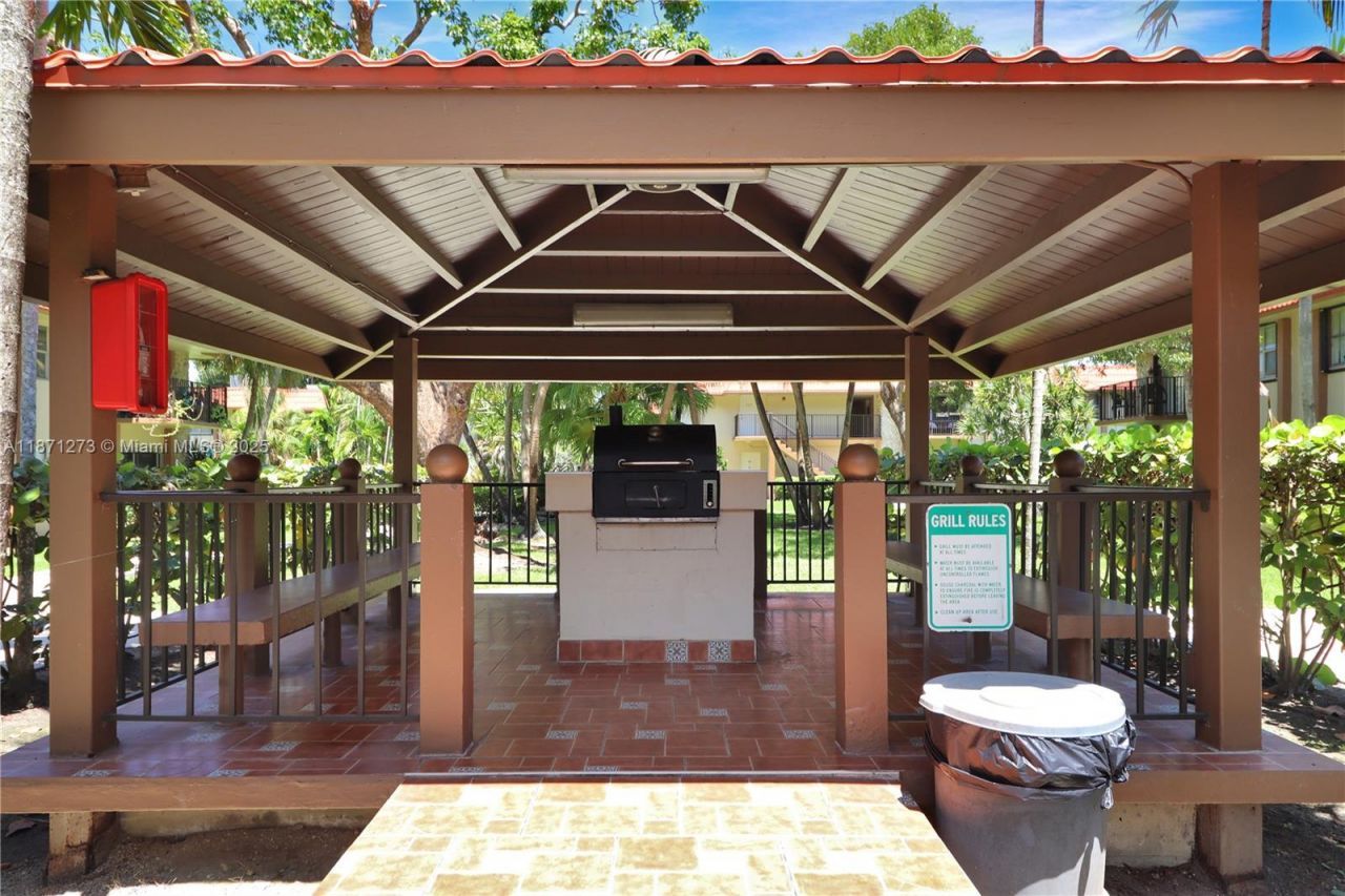 10511 SW 108th Ave, Unit 185, Miami, FL 33176 Photo