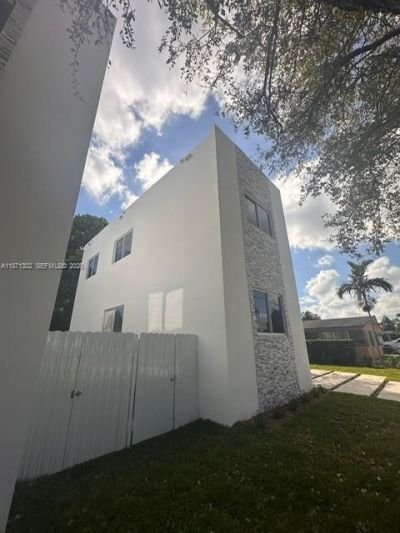 538 NW 17th Ave, Fort Lauderdale, FL 33311 Photo