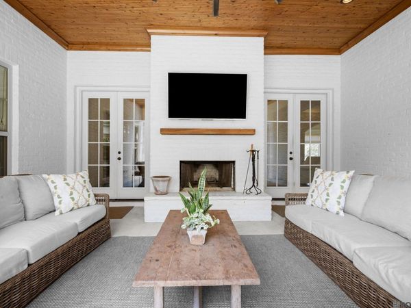 9596 Prairie Dunes Ct, Denham Springs, LA 70726