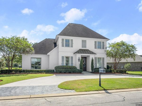 9596 Prairie Dunes Ct, Denham Springs, LA 70726
