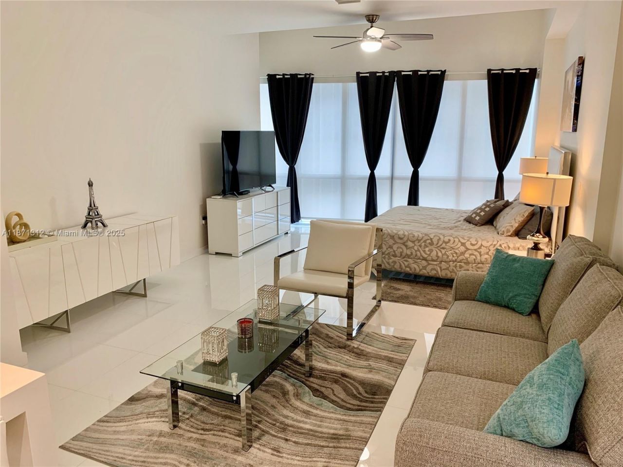 851 NE 1 Ave, Unit 502, Miami, FL 33132 Photo