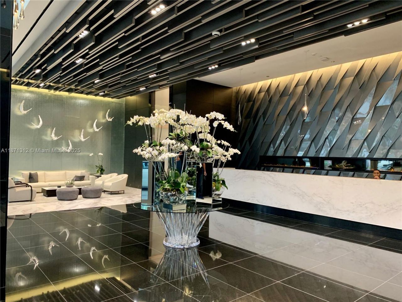 851 NE 1 Ave, Unit 502, Miami, FL 33132 Photo