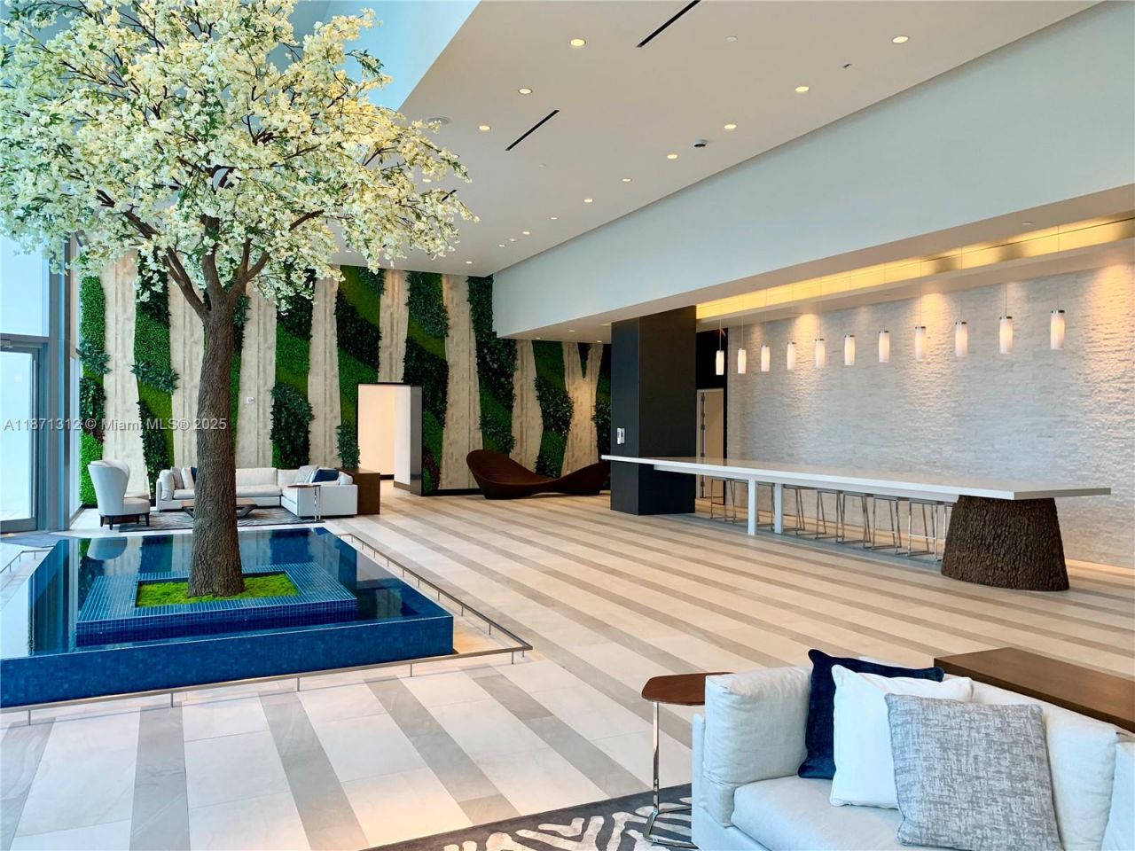 851 NE 1 Ave, Unit 502, Miami, FL 33132 Photo