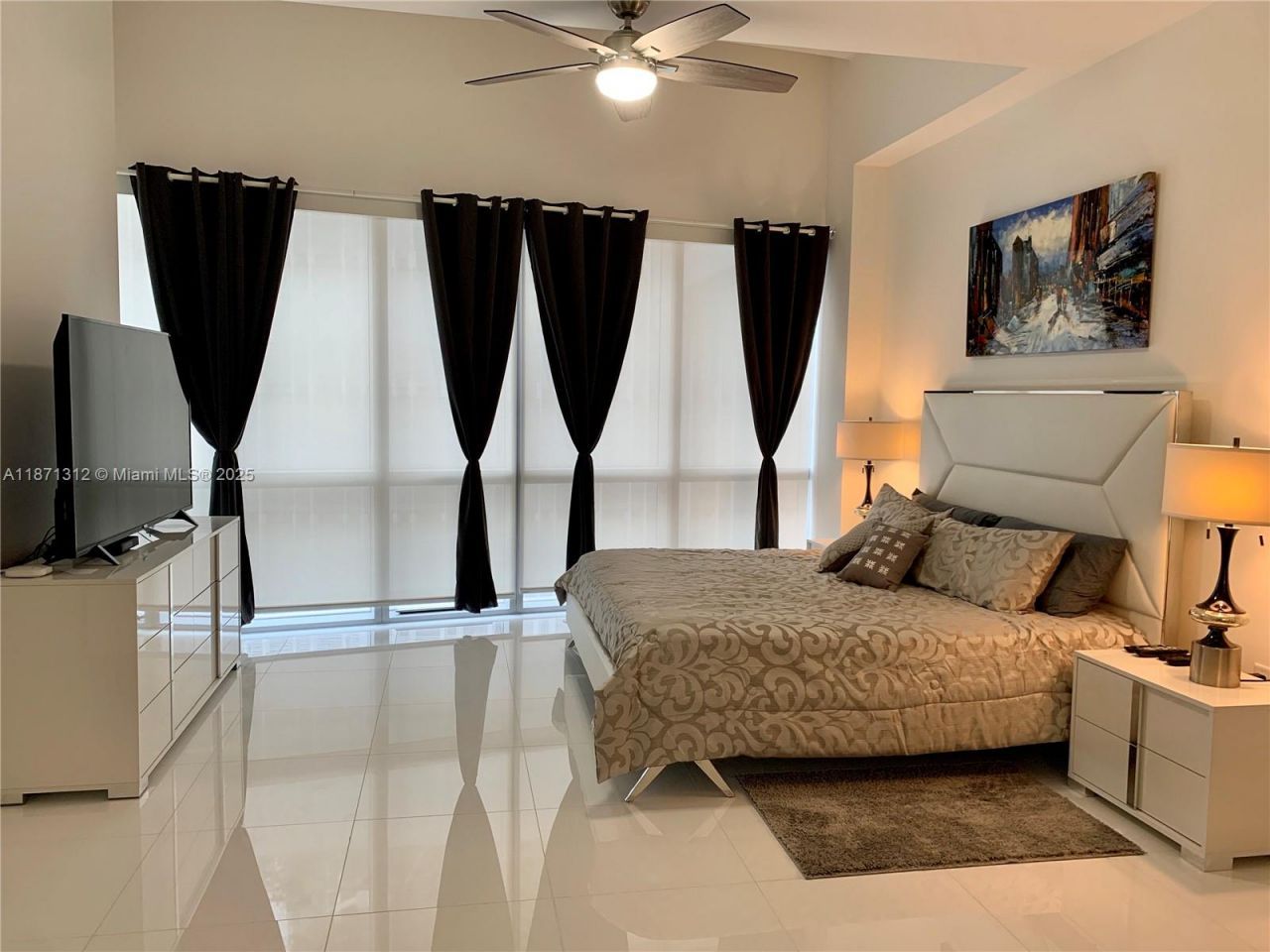 851 NE 1 Ave, Unit 502, Miami, FL 33132 Photo