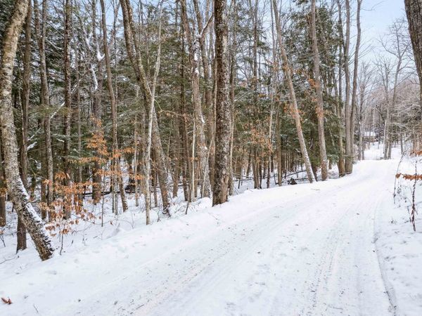 933 Gage Road, Tunbridge, VT 05077