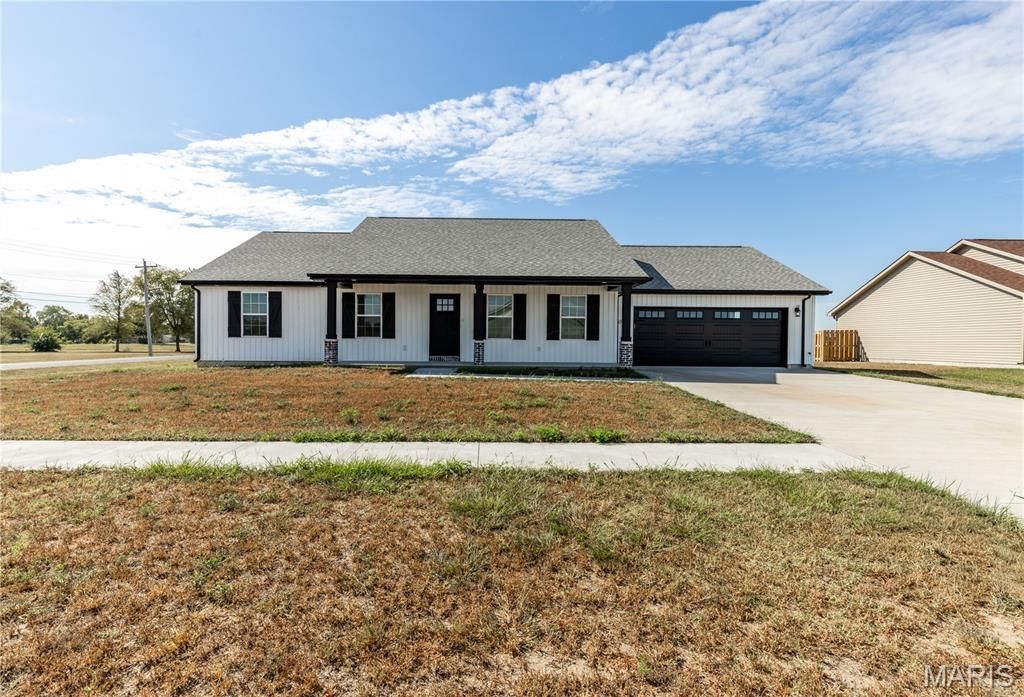 301 Citation Street, Sikeston, MO 63801 Main Photo