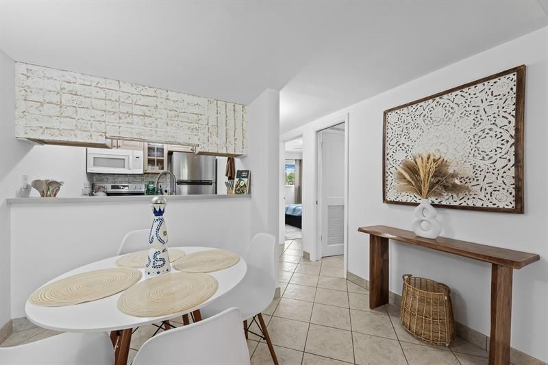 1000 SE 15th Street, Unit 103, Fort Lauderdale, FL 33316 Photo