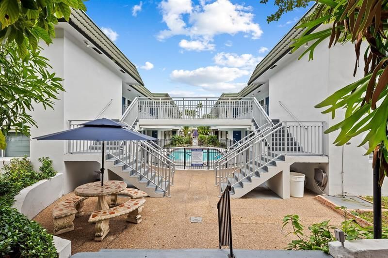 1000 SE 15th Street, Unit 103, Fort Lauderdale, FL 33316 Photo