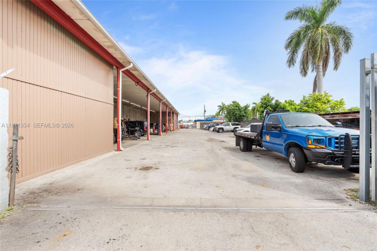 105 NE 1st Rd, Homestead, FL 33030 Photo