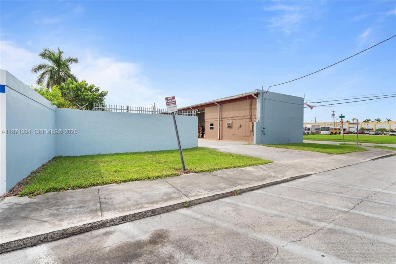 105 NE 1st Rd, Homestead, FL 33030 Photo