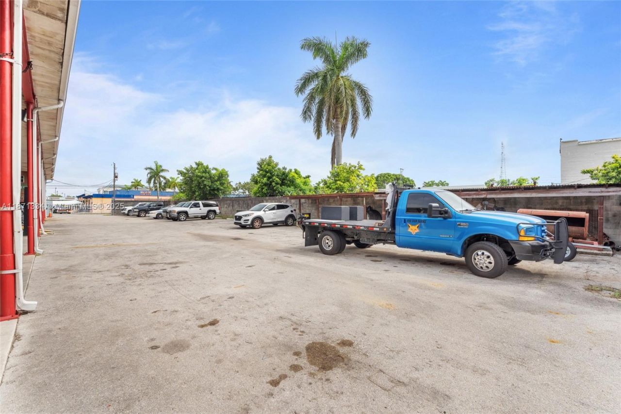 105 NE 1st Rd, Homestead, FL 33030 Photo