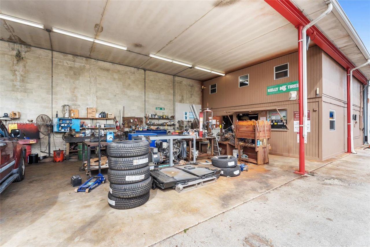 105 NE 1st Rd, Homestead, FL 33030 Photo