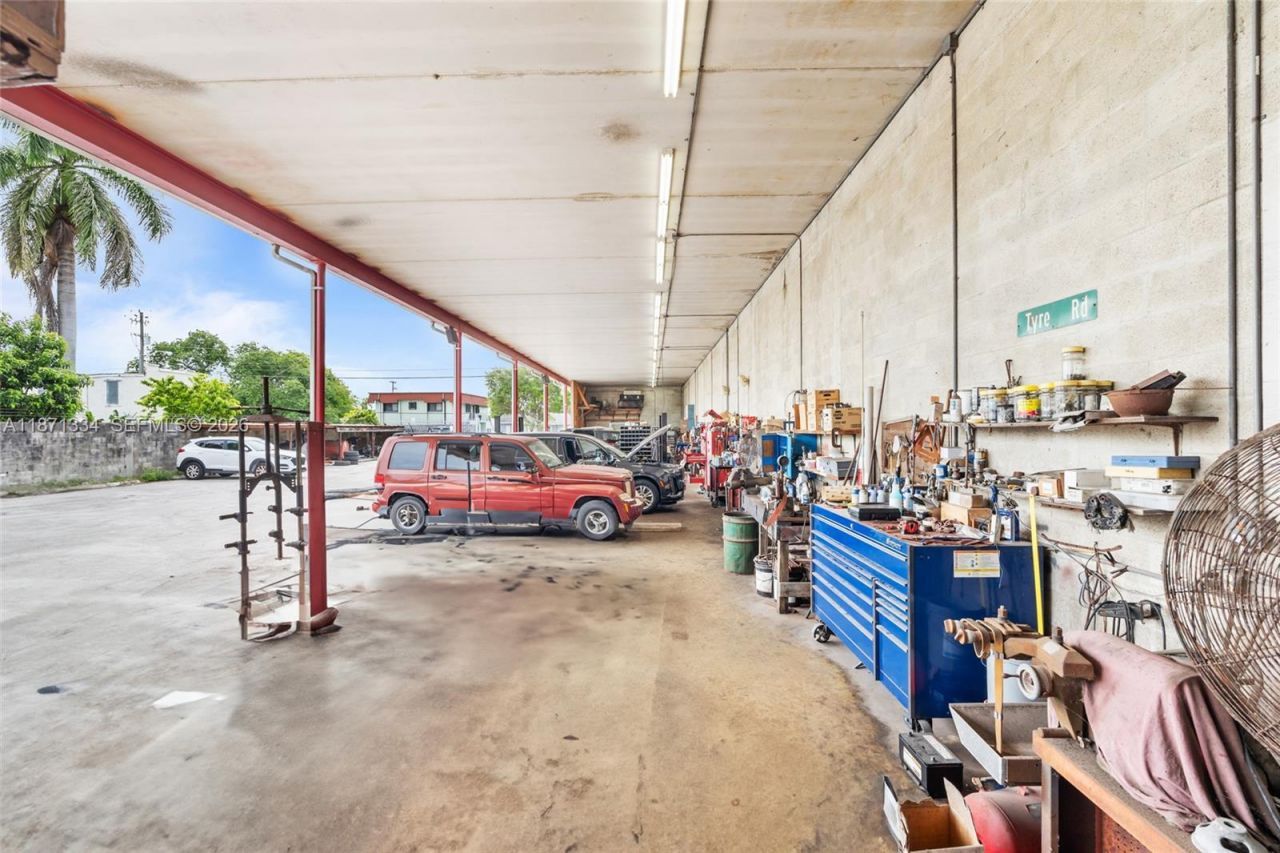 105 NE 1st Rd, Homestead, FL 33030 Photo