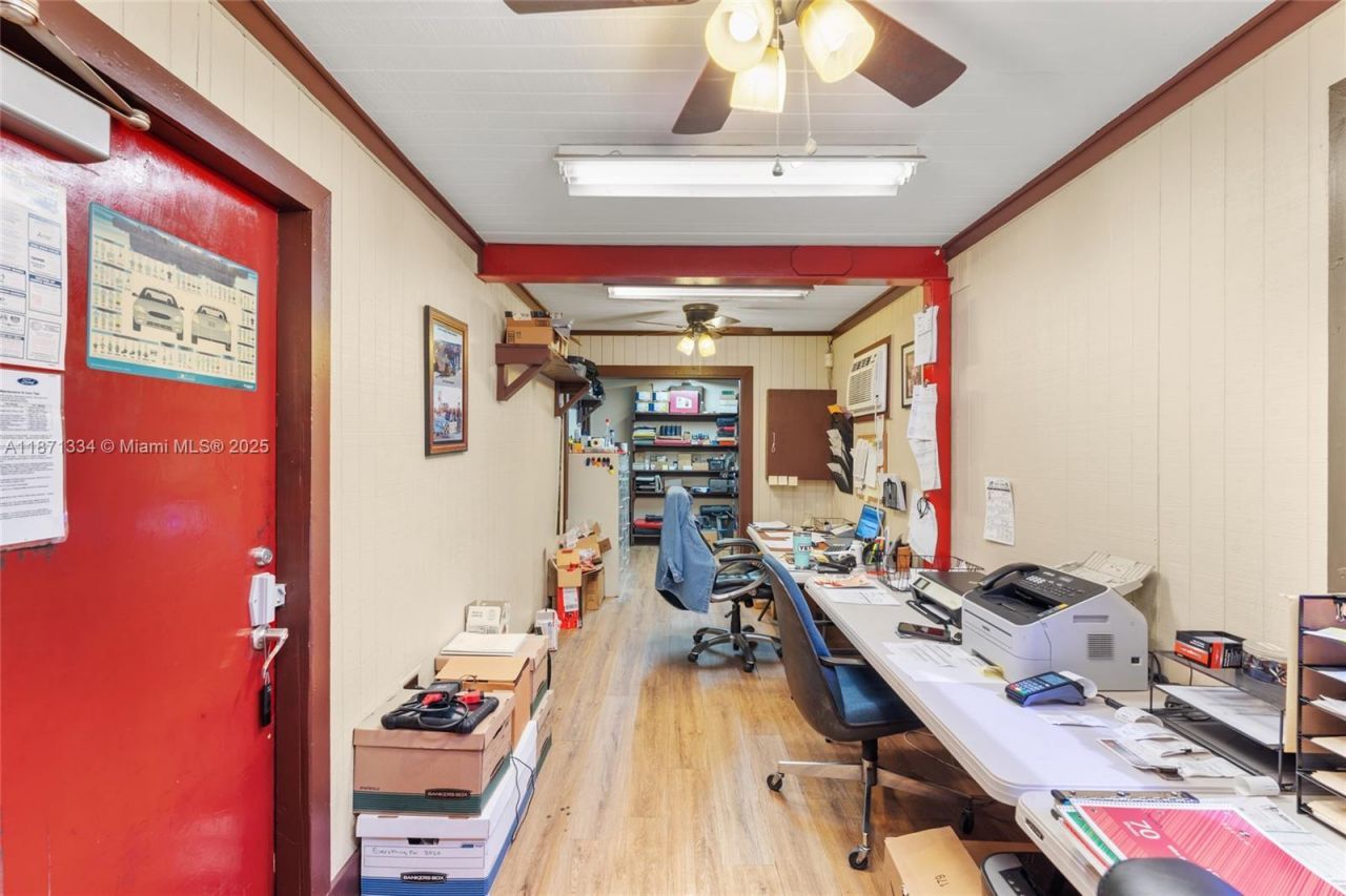 105 NE 1st Rd, Homestead, FL 33030 Photo