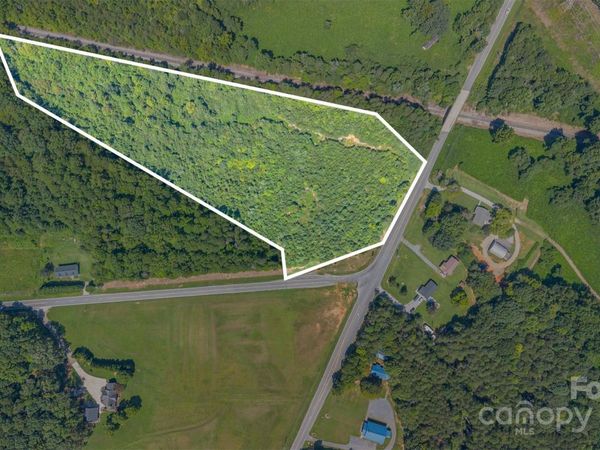 000 Slanting Bridge Road , Sherrills Ford, NC 28673