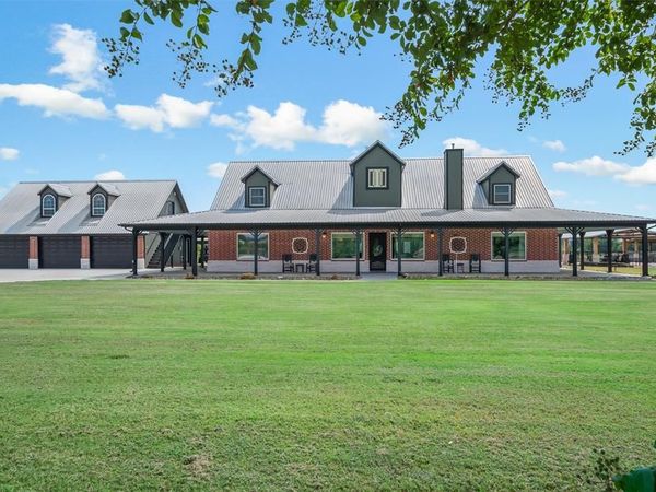 733 Rs County Road 1430, Point, TX 75472