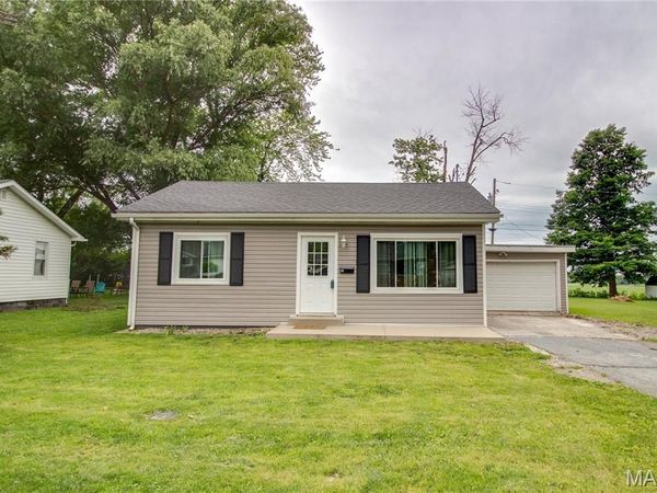 155 Roberts Street, Jerseyville, IL 62052