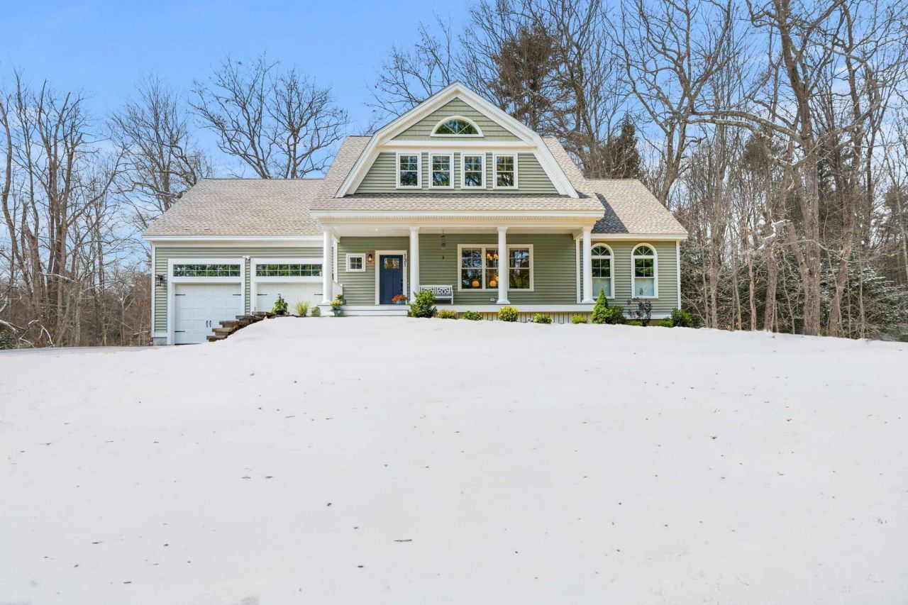 131 Exeter Road, North Hampton, NH 03862 Main Photo